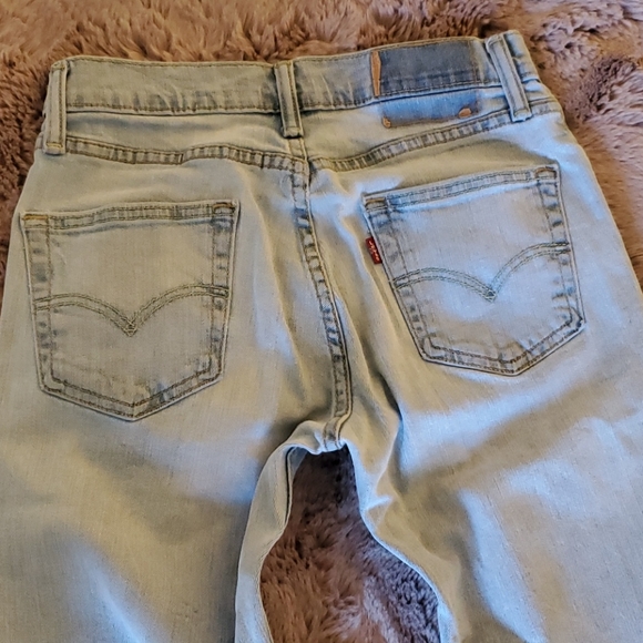 Men Levi Jeans - Picture 2 of 6